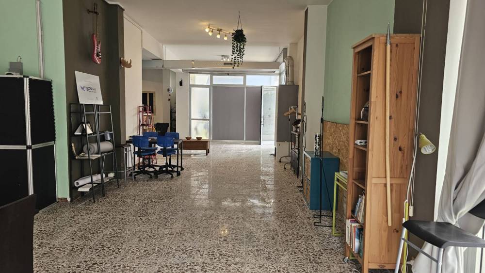 locale commerciale in vendita a Giulianova