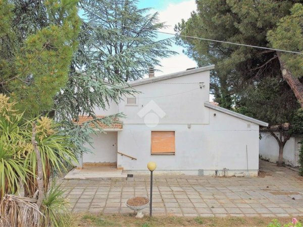 casa indipendente in vendita a Giulianova