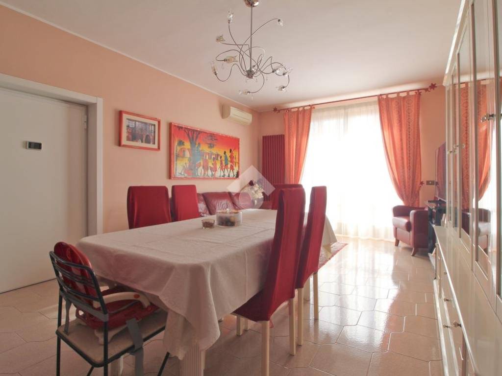 casa indipendente in vendita a Giulianova in zona Villa Pozzoni