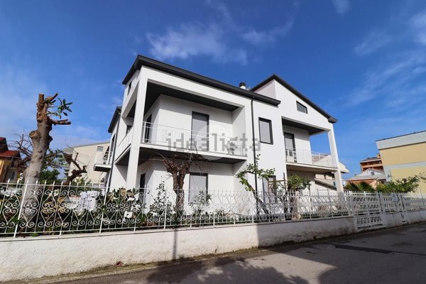 appartamento in vendita a Giulianova