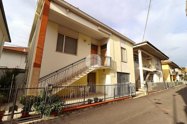 casa indipendente in vendita a Giulianova