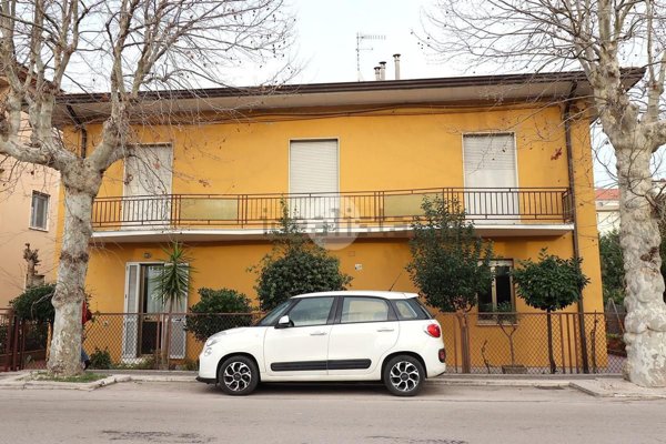 casa indipendente in vendita a Giulianova