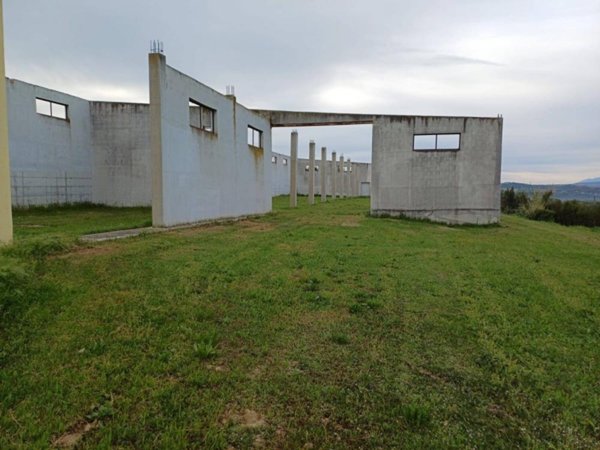 negozio in vendita a Giulianova in zona Case di Trento