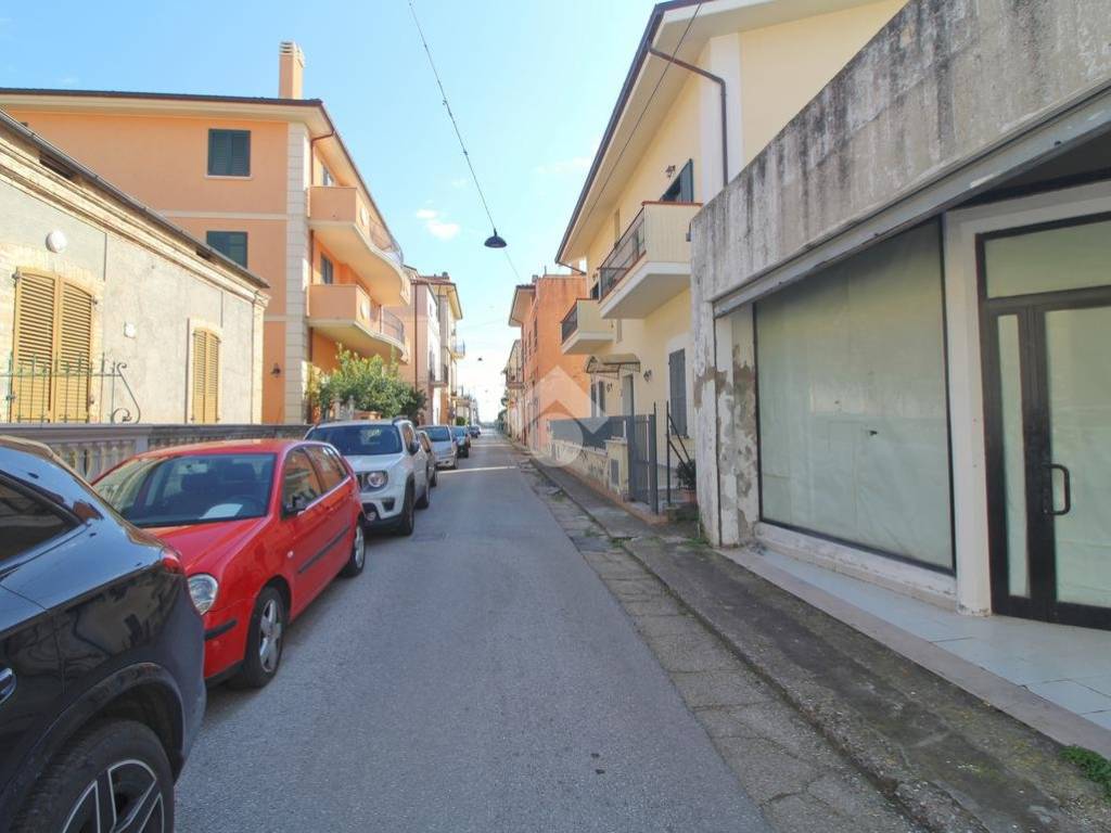 negozio in vendita a Giulianova