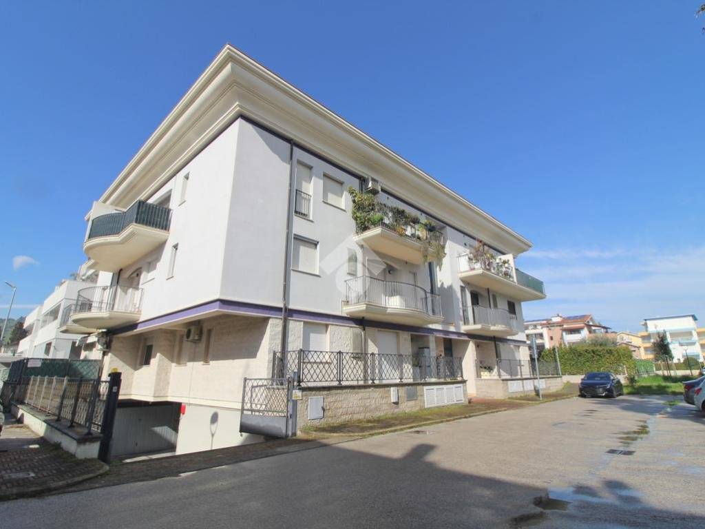 appartamento in vendita a Giulianova