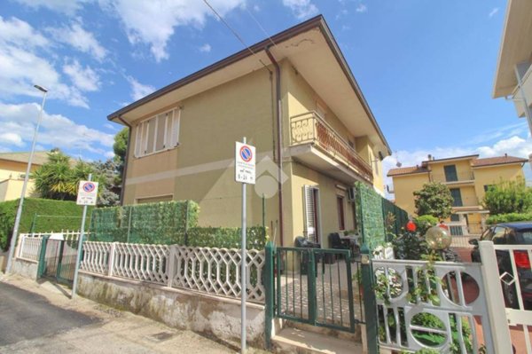 casa indipendente in vendita a Giulianova