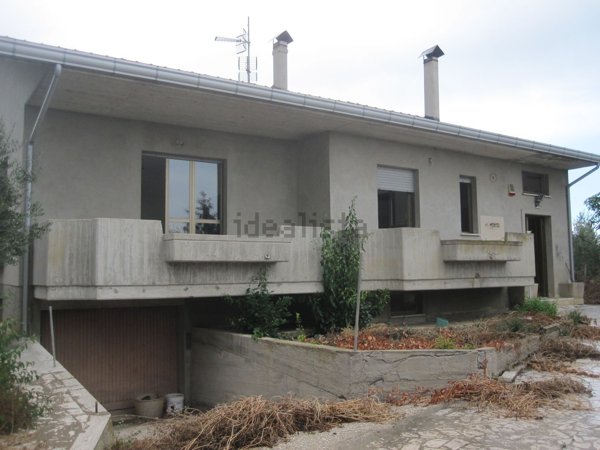 casa indipendente in vendita a Giulianova