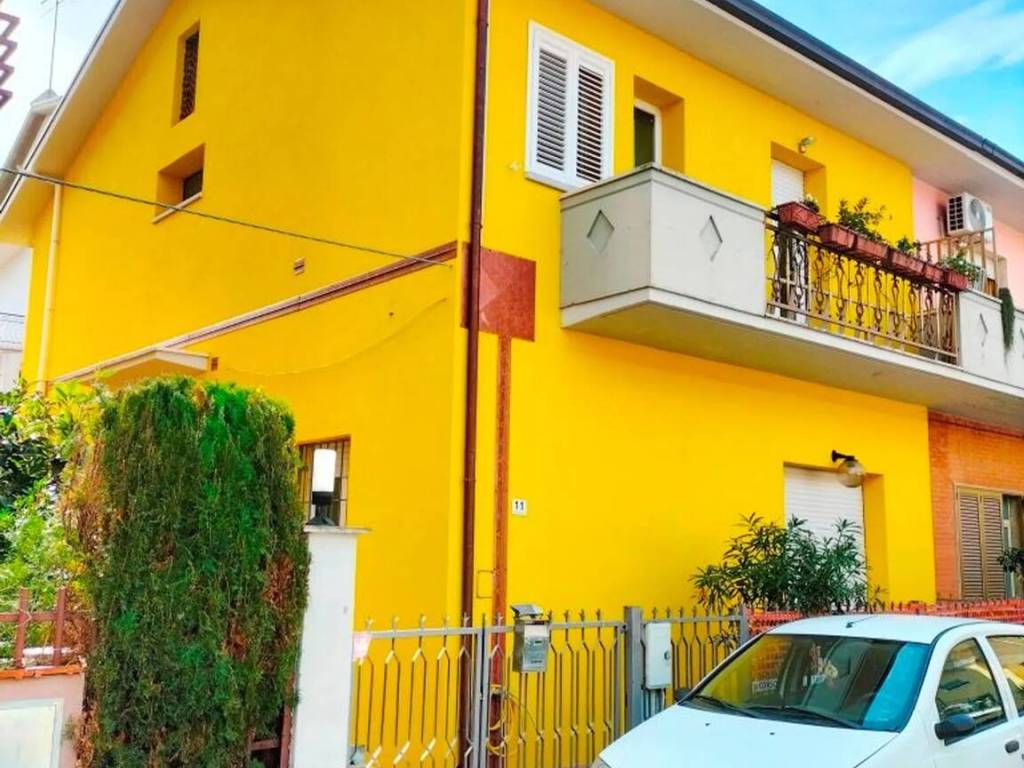casa indipendente in vendita a Giulianova