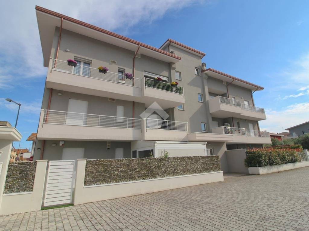 appartamento in vendita a Giulianova in zona Villa Pozzoni