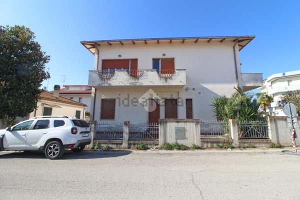 casa indipendente in vendita a Giulianova