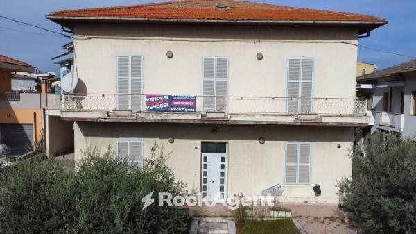 casa indipendente in vendita a Giulianova