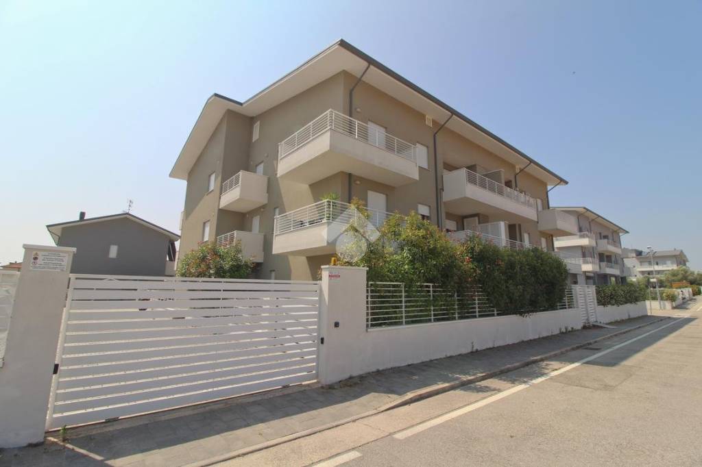 appartamento in vendita a Giulianova in zona Villa Pozzoni