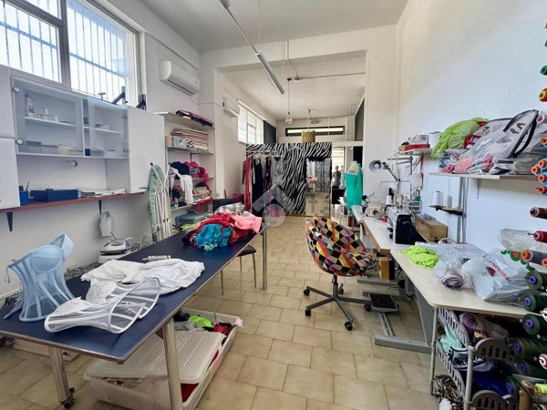 locale commerciale in vendita a Giulianova