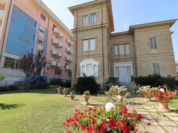 casa indipendente in vendita a Giulianova