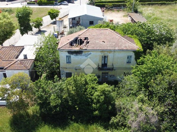 casa indipendente in vendita a Giulianova