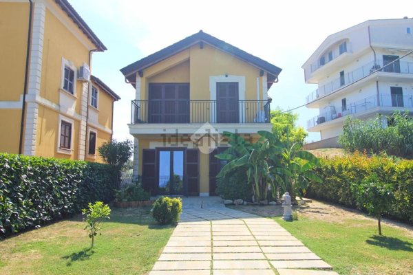 appartamento in vendita a Giulianova