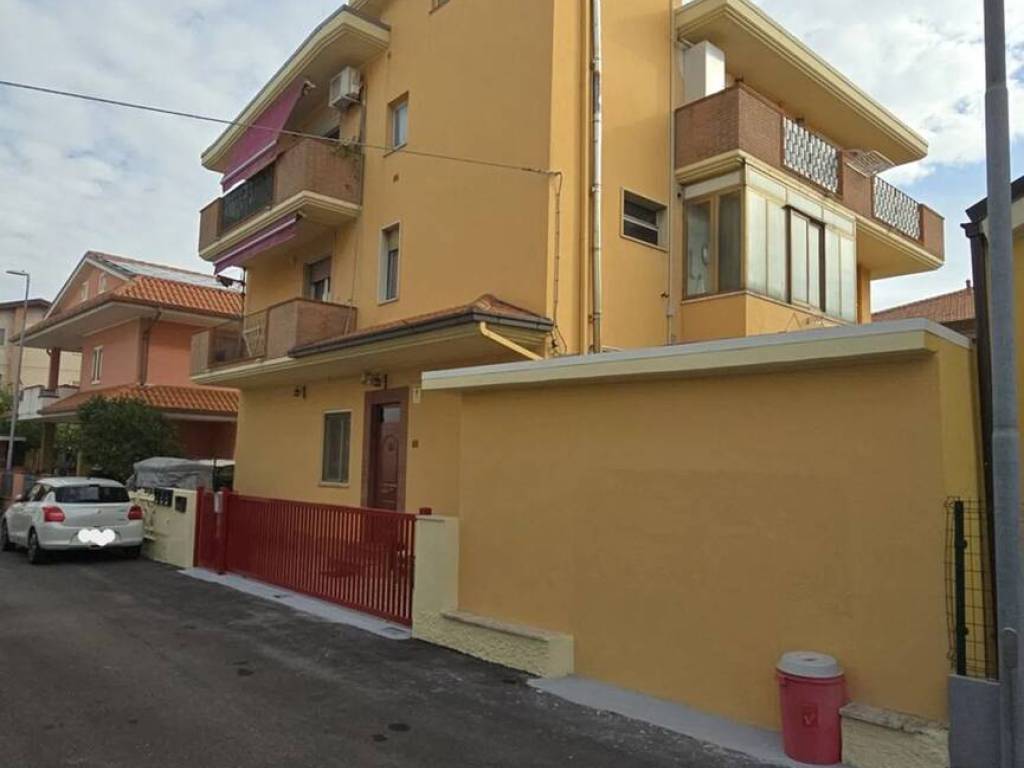 appartamento in vendita a Giulianova