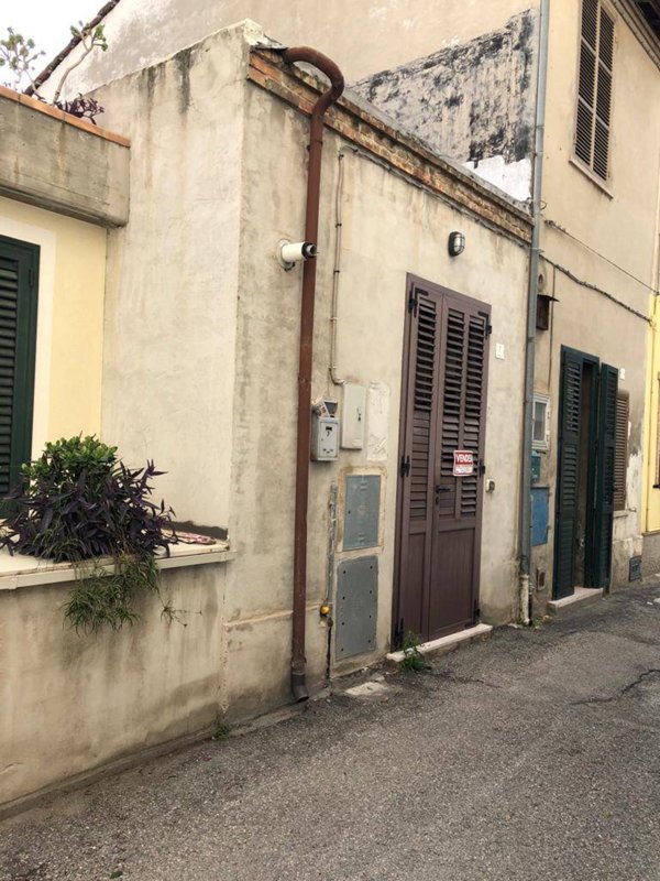 casa indipendente in vendita a Giulianova