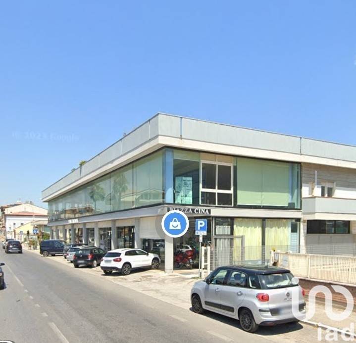 negozio in vendita a Giulianova