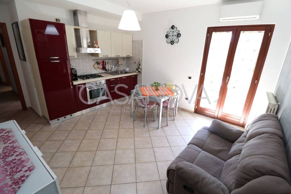 appartamento in vendita a Giulianova in zona Colleranesco