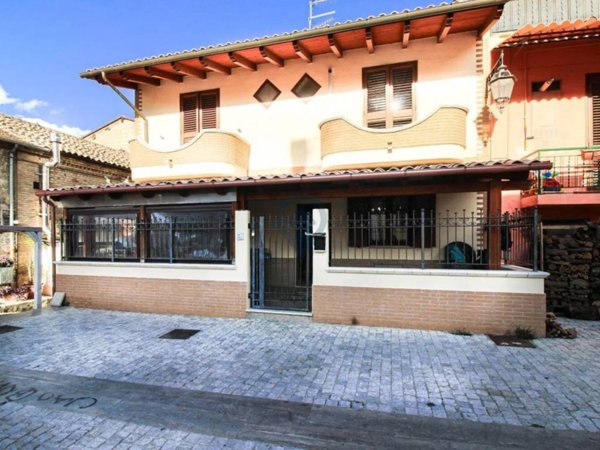 casa indipendente in vendita a Giulianova