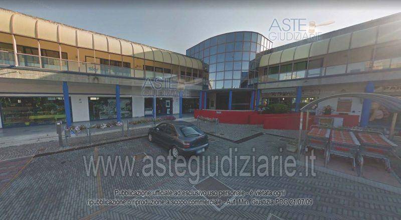 negozio in vendita a Giulianova