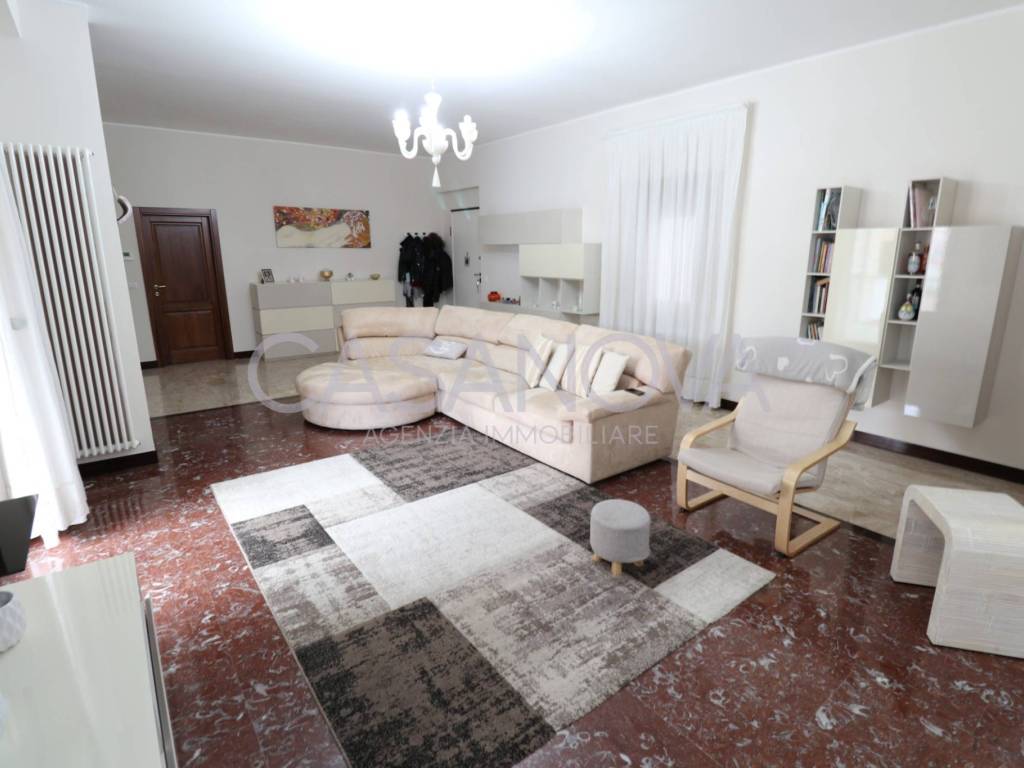 appartamento in vendita a Giulianova