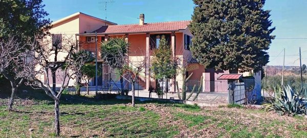 casa indipendente in vendita a Giulianova