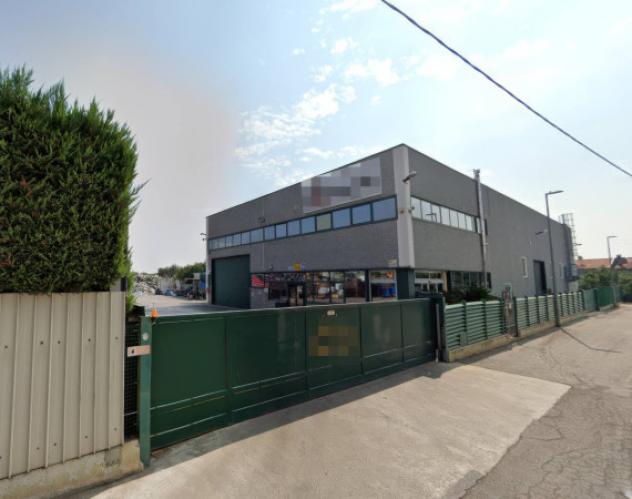 locale commerciale in vendita a Giulianova