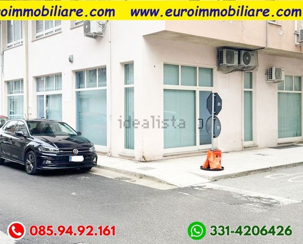 locale commerciale in vendita a Giulianova