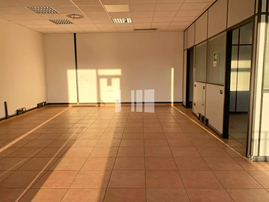 locale commerciale in vendita a Giulianova