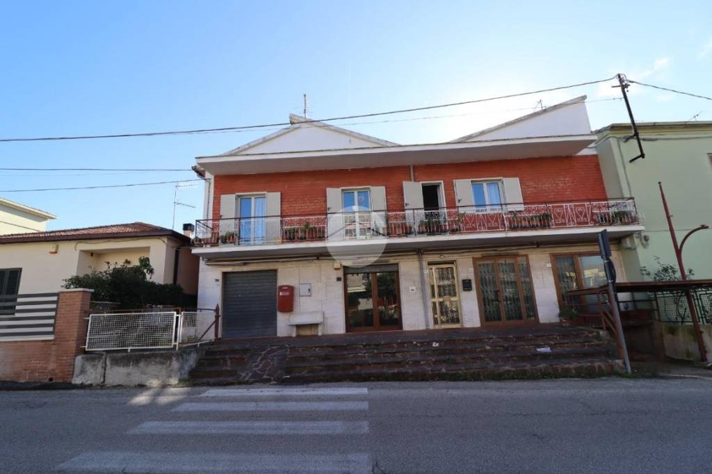 casa indipendente in vendita a Giulianova in zona Case di Trento