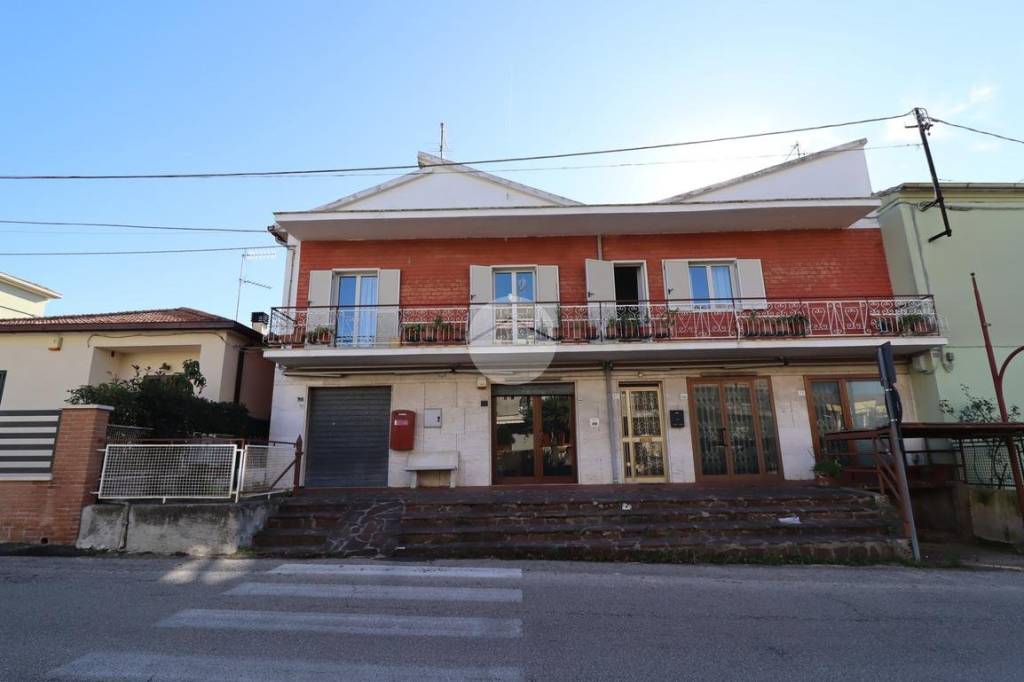 casa indipendente in vendita a Giulianova in zona Case di Trento