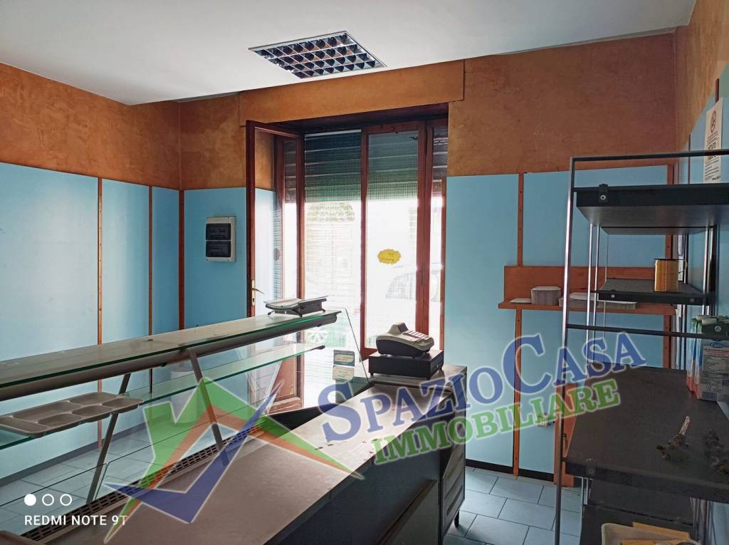 negozio in vendita a Giulianova