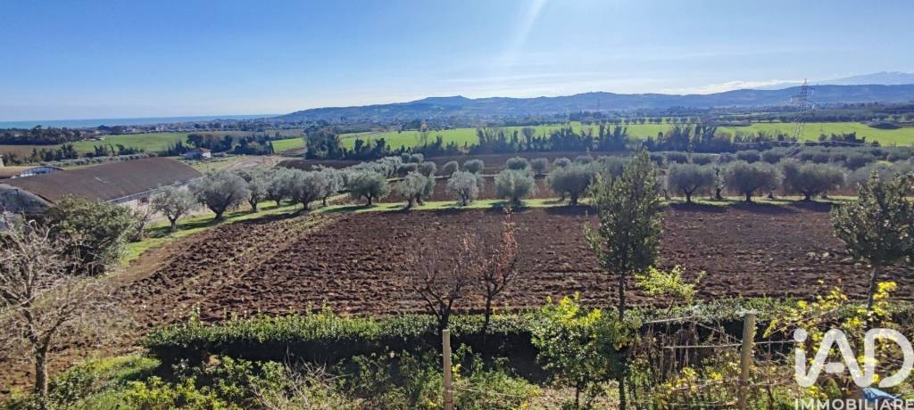 casa indipendente in vendita a Giulianova