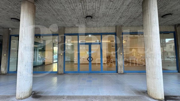 casa indipendente in vendita a Giulianova