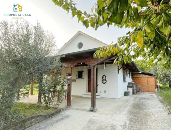 casa indipendente in vendita a Giulianova