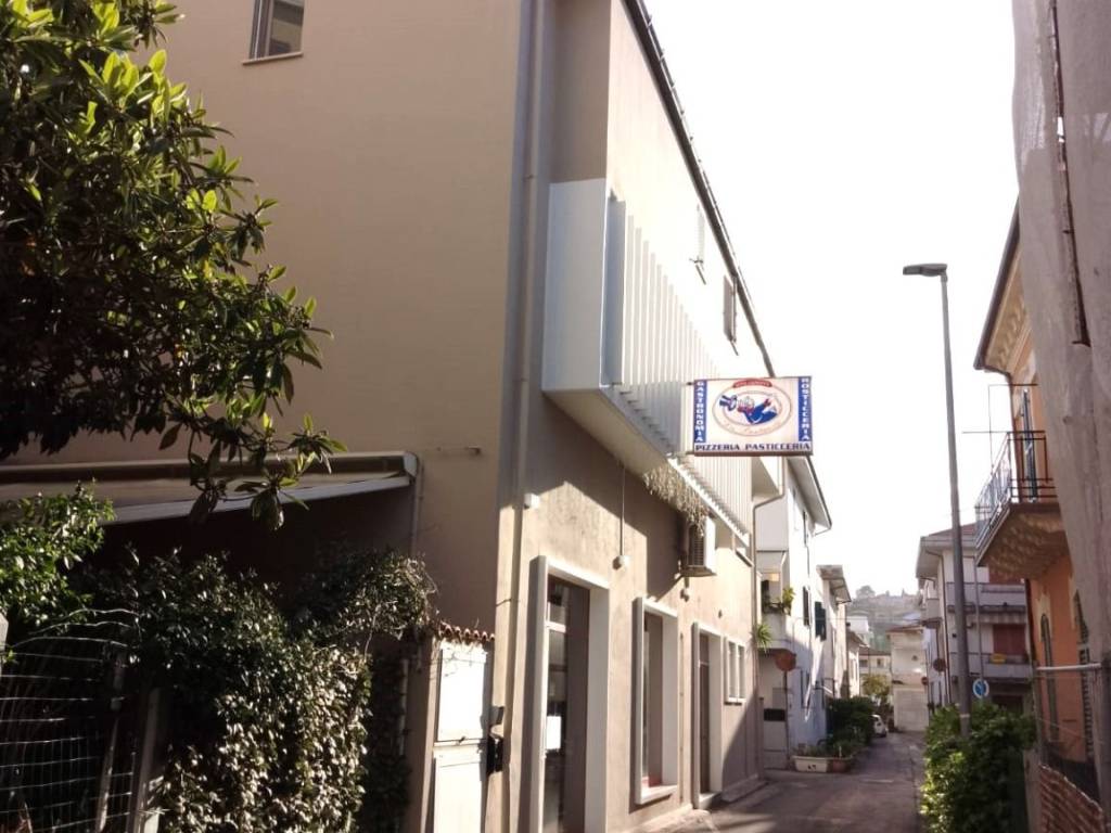 intera palazzina in vendita a Giulianova