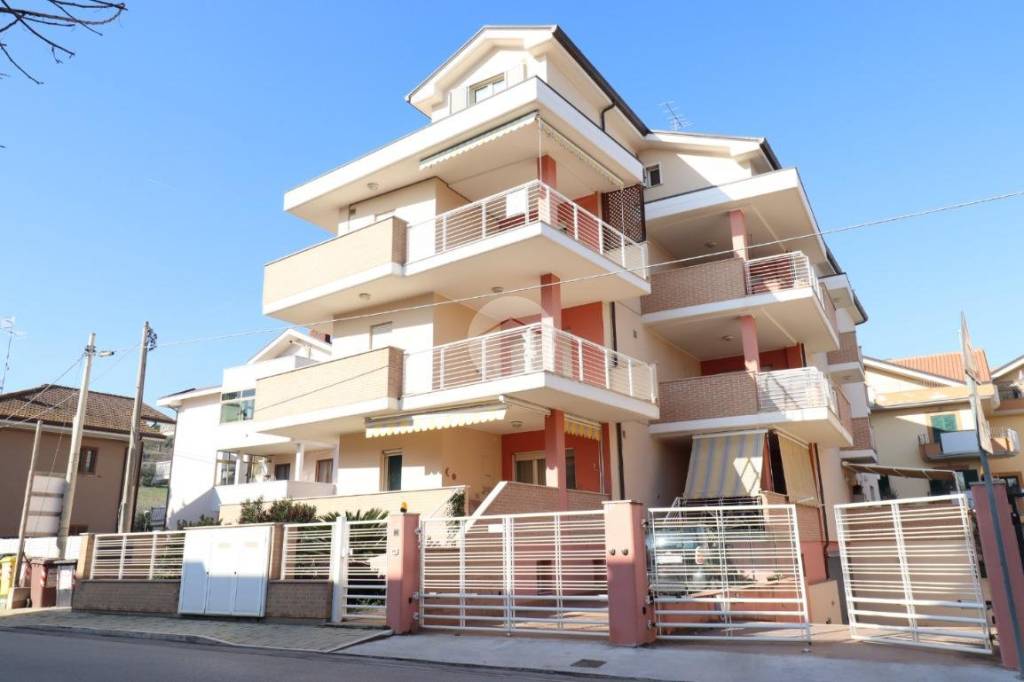appartamento in vendita a Giulianova
