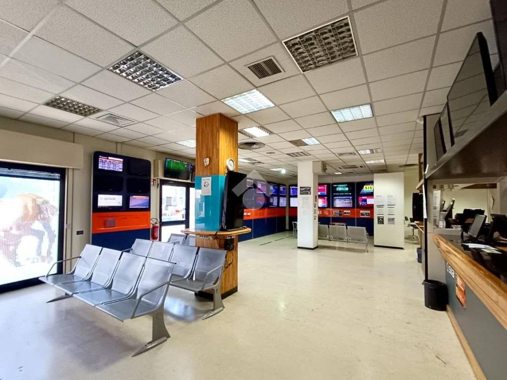 negozio in vendita a Giulianova