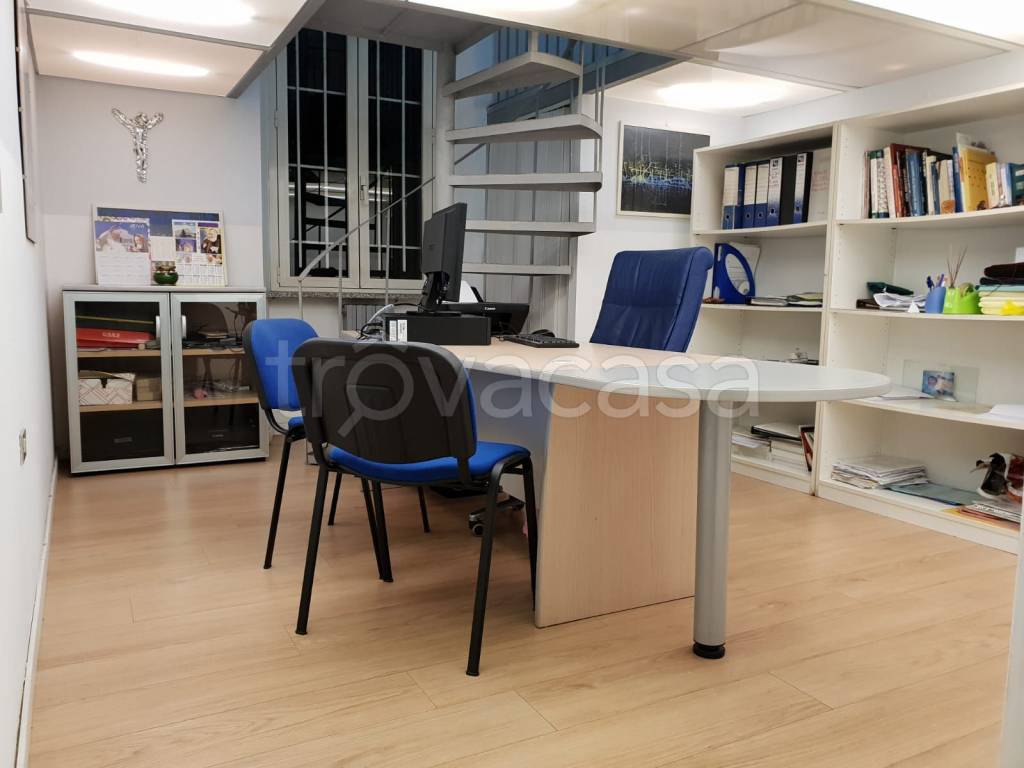 negozio in vendita a Giulianova