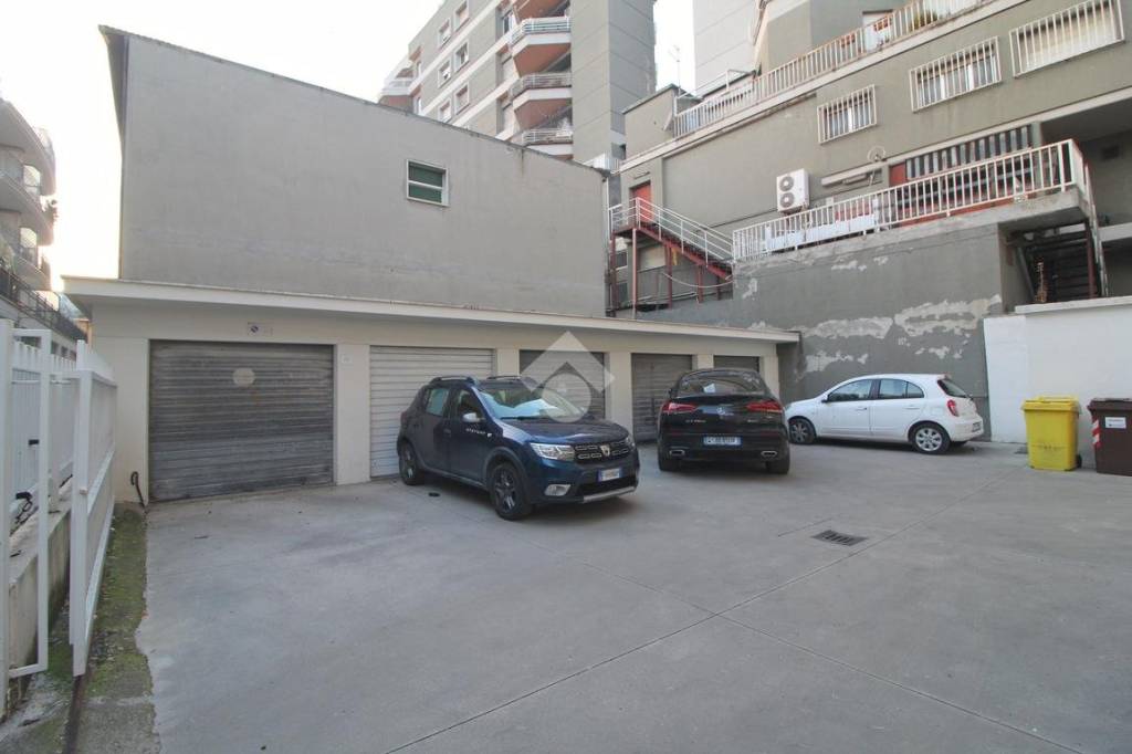 casa indipendente in vendita a Giulianova