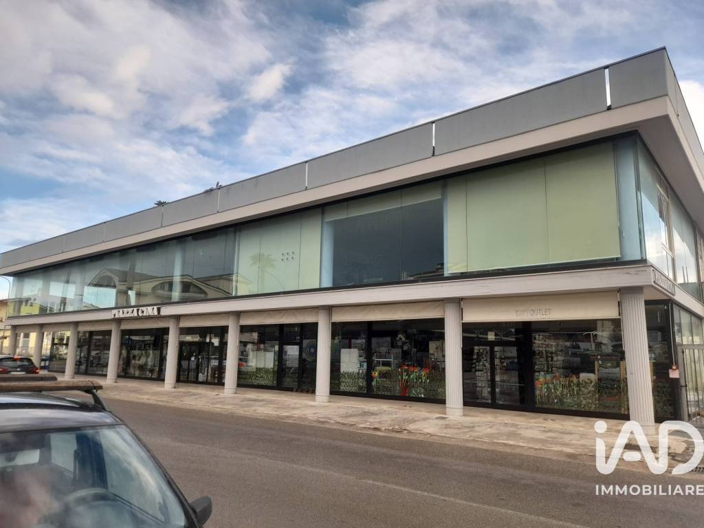 negozio in vendita a Giulianova