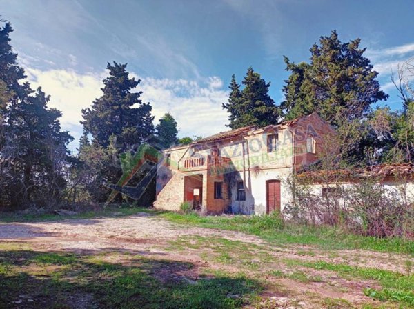 casa indipendente in vendita a Giulianova