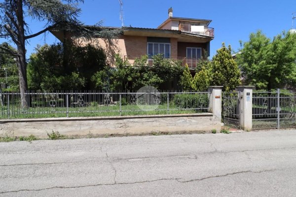 casa indipendente in vendita a Giulianova