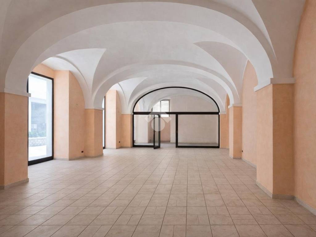 negozio in vendita a Giulianova