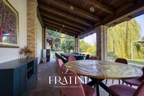 negozio in vendita a Giulianova in zona Colleranesco