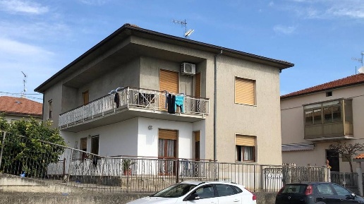appartamento in vendita a Giulianova in zona Colleranesco