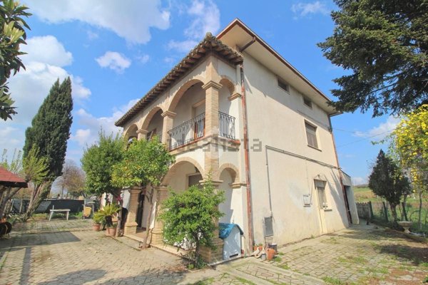 casa indipendente in vendita a Giulianova