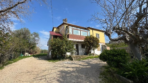 casa indipendente in vendita a Giulianova